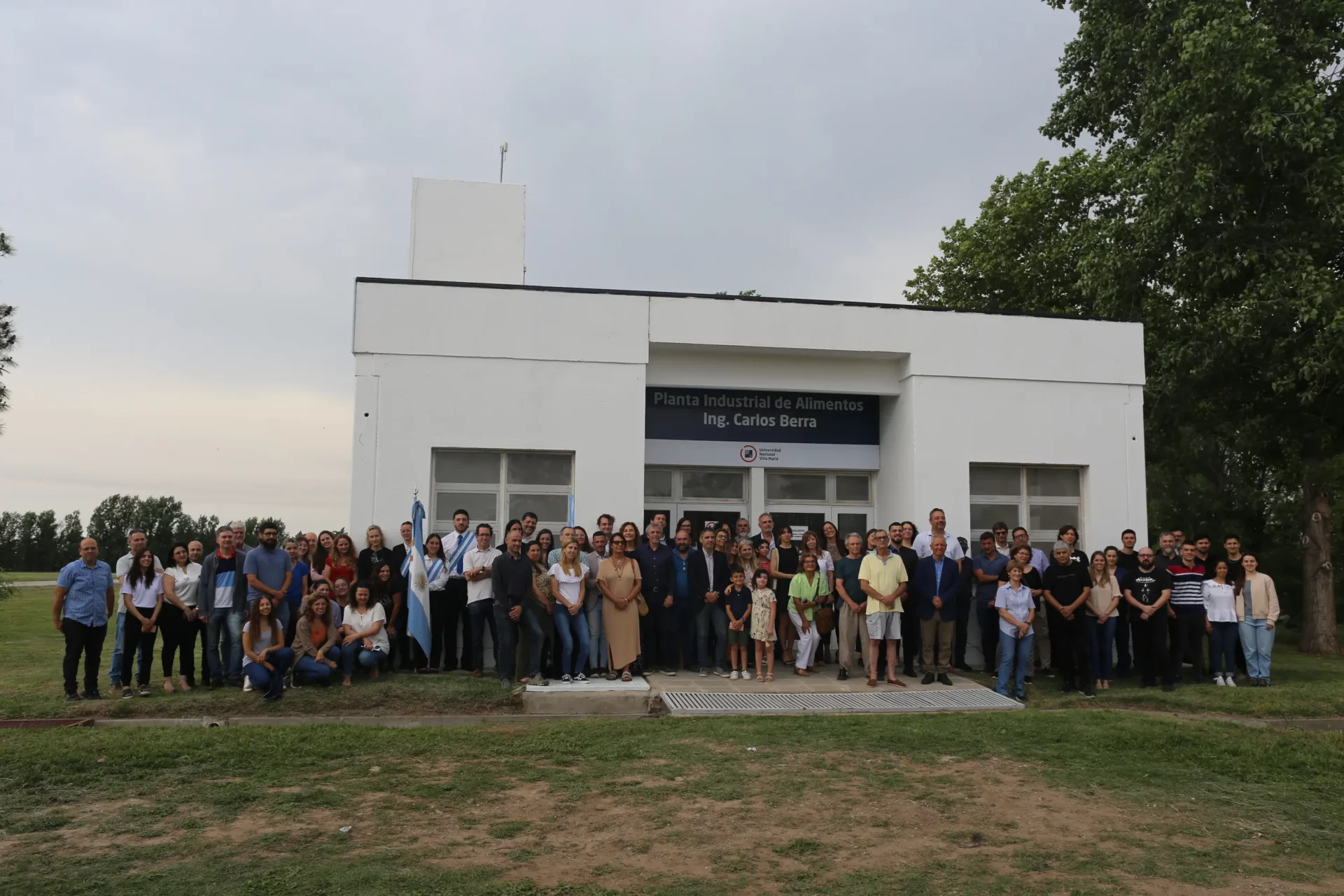 Inauguraron la Planta Industrial de Alimentos de la UNVM