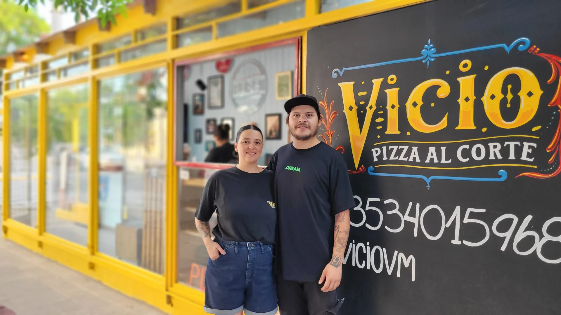 Vicio_Pizza_al_corte La pizza porteña y al paso que enamora a Villa María