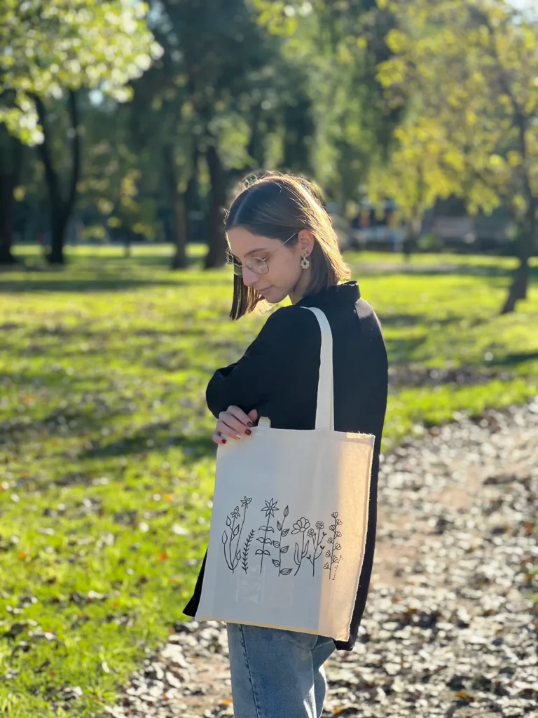 El arte de emprender pintando totebags