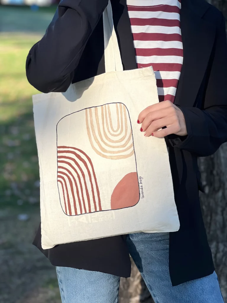 El arte de emprender pintando totebags