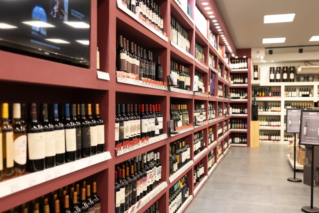 Drinks llega a Villa María con su décima franquicia y una propuesta renovada en bebidas