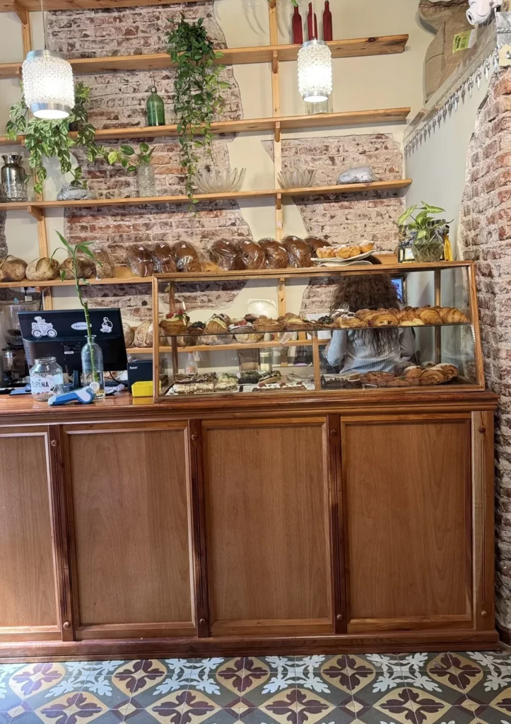 Croissants, café y masa madre: el nuevo "boom" gastronómico de Villa María