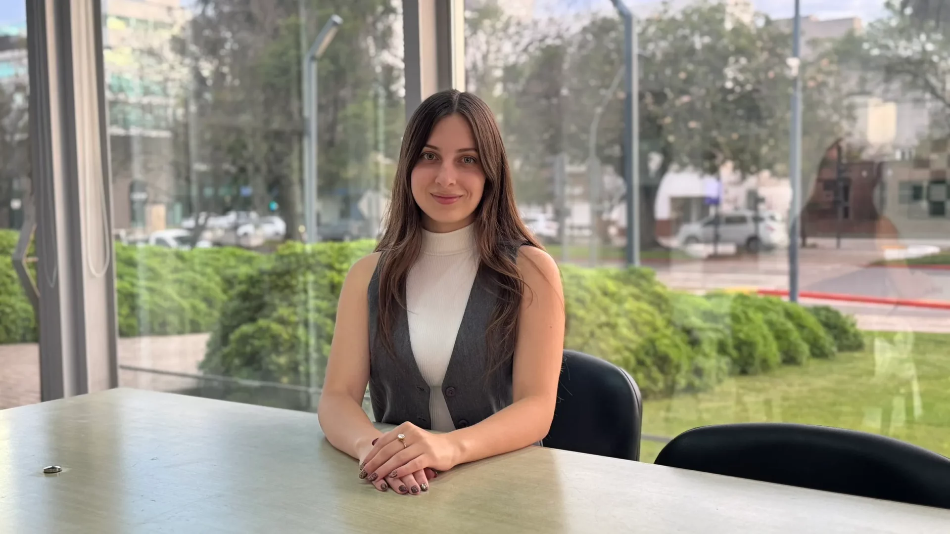 A los 16 años creó el portal que hoy ayuda a miles de personas a conseguir trabajo