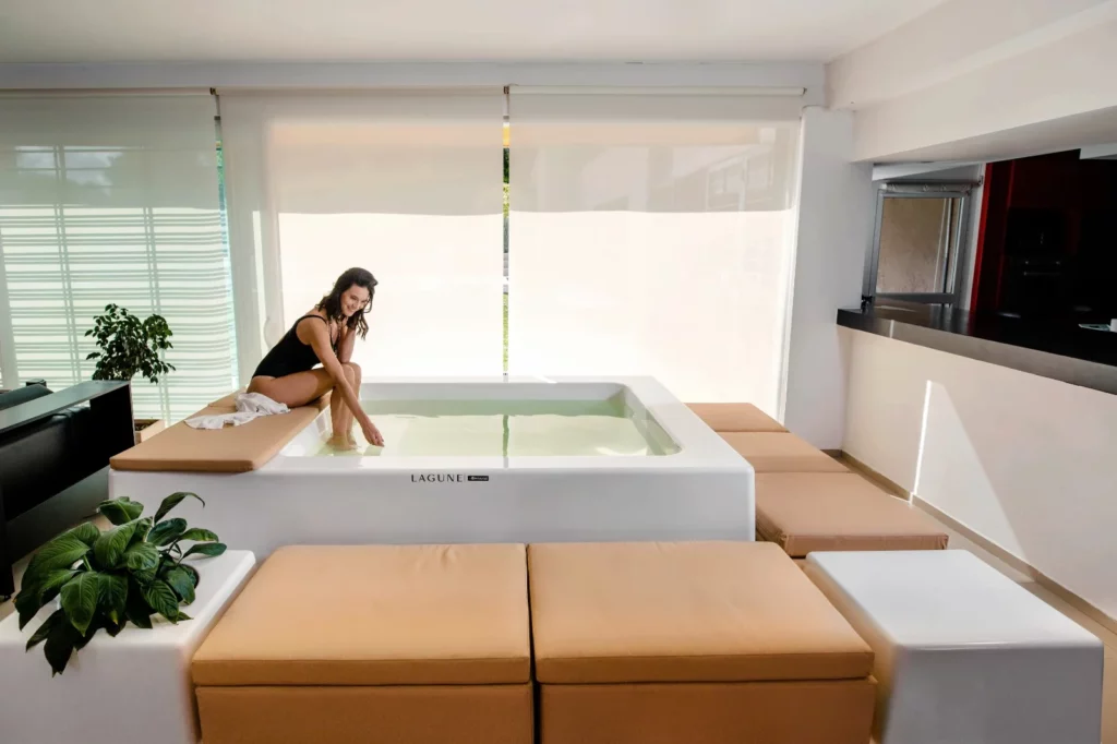 Indusplast fortalece su presencia en Villa María con el respaldo de Playa y Sol