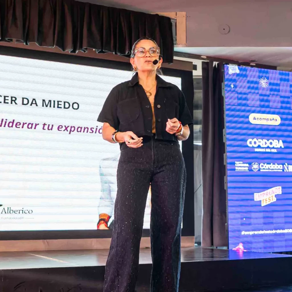 Reinventarse sin empezar de cero: la propuesta de Ana Laura Alberico para profesionales con trayectoria